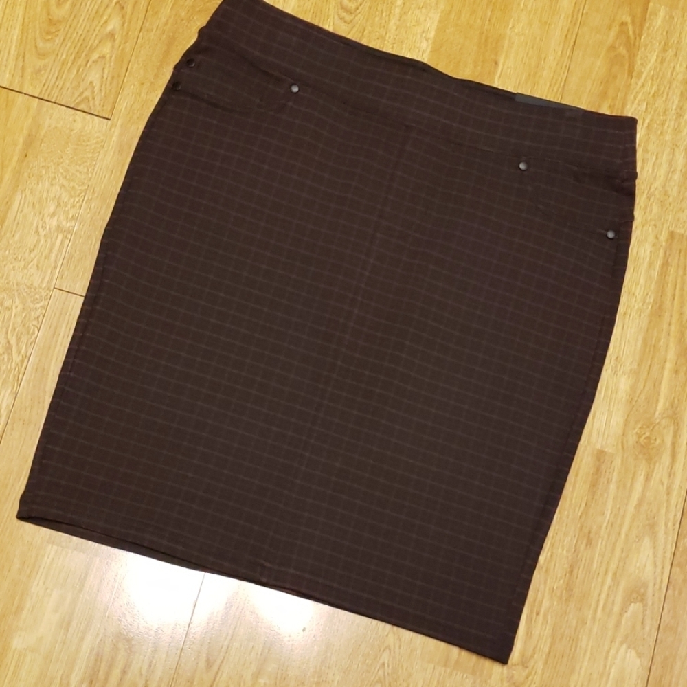 NWT Liverpool Bia plaid stretch pencil skirt sz 6